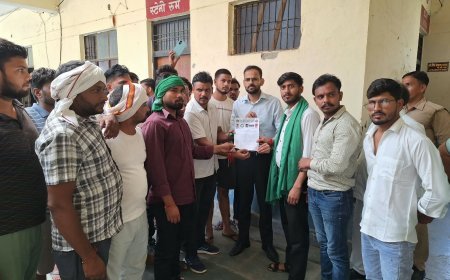 हाथरस के अमरपुर घना में जलभराव से ग्रामीण परेशान, किसान यूनियन ने एसडीएम को सौंपा ज्ञापन