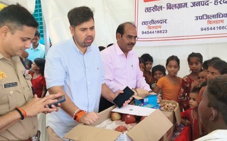 Hardoi News: बाढ़ प्रभावित क्षेत्रों में डीएम अनुनय झा व एसपी अशोक कुमार मीणा ने किया स्थलीय निरीक्षण, राहत-बचाव कार्य तेज करने के निर्देश