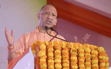 Health Scheme: यूपी में स्वास्थ्य सुरक्षा का विस्तार- शिक्षकों से पीआरडी जवानों तक परिवार सहित ₹5 लाख का कैशलेस इलाज