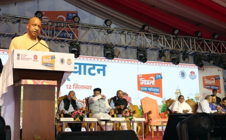Education News: योगी सरकार ने परिषदीय स्कूलों में निगरानी और चाइल्ड ट्रैकिंग को दी रफ्तार, 6.55 करोड़ रुपये का बजट स्वीकृत