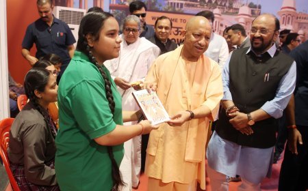 Gomti Book Festival 2026: लखनऊ विश्वविद्यालय में गोमती पुस्तक महोत्सव का आगाज, सीएम योगी ने किया उद्घाटन; 250 स्टॉलों पर सजी किताबों की दुनिया