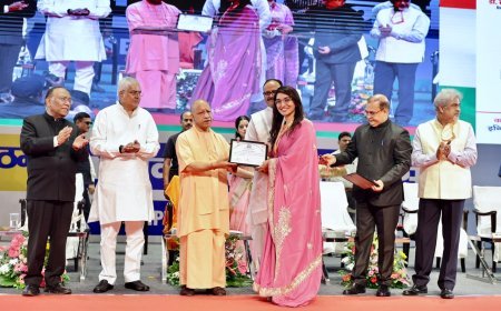 Prayagraj News: प्रयागराज में 'यूपी डायलॉग - चैप्टर 2' का आयोजन, 200 से अधिक युवाओं ने परखी प्रदेश की एक दशक की विकास यात्रा