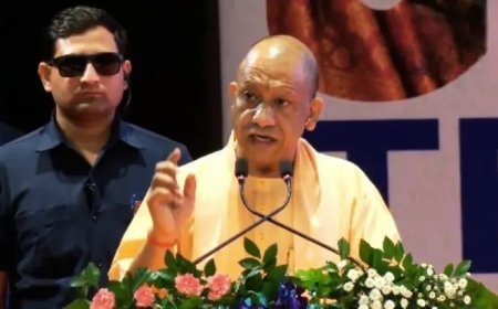 Raebareli News: ऊंचाहार में शिव महापुराण कथा में पहुंचे सीएम योगी आदित्यनाथ, बोले- सनातन की पताका ऊंची रहेगी तो सुरक्षित रहेगा भारत