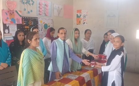 Sambhal News: हिंदी हमारी भाषा ही नहीं, संस्कृति और पहचान भी है: हिंदी दिवस पर छात्राओं में दिखा उत्साह