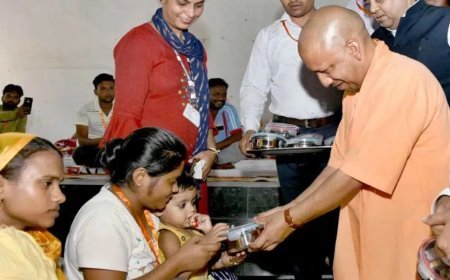 UP CM Relief Fund: 5 वर्षों में 2.44 लाख जरूरतमंदों को मिली ₹4,324 करोड़ की मदद, बिना भेदभाव हर जिले तक पहुंचा सहारा