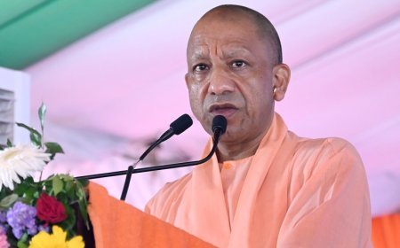 Gorakhpur News: युवाओं को CM योगी की बड़ी सौगात! 6 माह में 1 लाख सरकारी नौकरियां, 19 सितंबर से भर्ती की शुरुआत