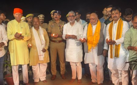 बलिया के वीर लोरिक स्टेडियम में ‘आशीर्वाद का दीया’: पीएम मोदी के जन्मदिन पर मंत्री दयाशंकर सिंह ने किया दीप प्रज्वलन