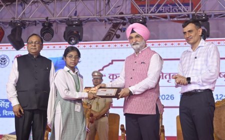 Gomti Book Festival: लखनऊ विश्वविद्यालय में बोले तरनजीत सिंह संधू, राष्ट्र निर्माण के लिए डिग्री के साथ कौशल और तकनीकी समझ जरूरी