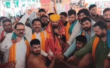 हाथरस दाऊजी मेले के दंगल में पहुंचे बृजभूषण शरण सिंह: बोले- आधुनिक पीढ़ी को समर्पित है नई कुश्ती, पतंजलि पर भी साधा निशाना