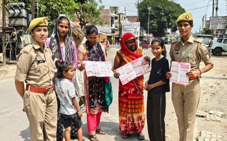 Mission Shakti Hardoi: शन शक्ति अभियान फेस-5: महिलाओं और बच्चों को सुरक्षा एवं साइबर अपराध से बचाव की दी जानकारी