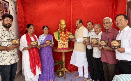 Hardoi News: आजादी के क्रांतिकारी जयदेव कपूर की पुण्यतिथि पर हरदोई में श्रद्धांजलि एवं स्मरण कार्यक्रम आयोजित