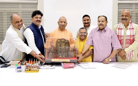 UttarPradesh News: यूपी में गोवंश के लिए हर जिले में बनेगी इमरजेंसी रेस्क्यू व त्वरित उपचार व्यवस्था: सीएम योगी