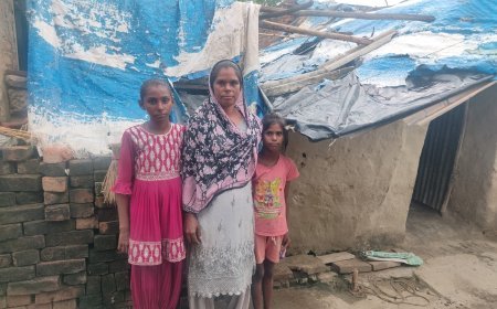 Sitapur News: आठ साल पहले हुआ सर्वे, आज भी तिरपाल के नीचे कट रही जिंदगी; पीएम आवास की बाट जोह रहा परिवार