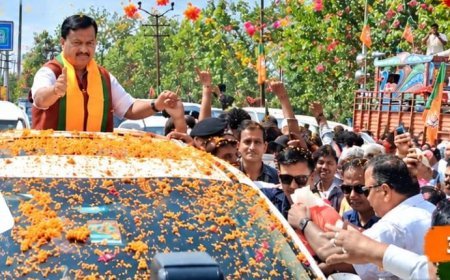सहारनपुर: कोलकी टोल प्लाजा पर भाजपा नेता नितिन नवीन का जोरदार स्वागत, पूर्व विधायक के नेतृत्व में उमड़े कार्यकर्ता