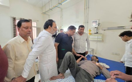 Road Accident Saharanpur: सहारनपुर में दर्दनाक सड़क हादसा- ओवरटेक के दौरान पलटी ओवरलोड ट्रैक्टर-ट्रॉली, दो की मौत