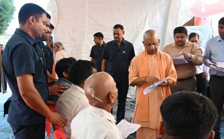 UP News: जनता की समस्या पर लापरवाही बर्दाश्त नहीं! सीएम योगी ने 150 लोगों की सुनी फरियाद, अधिकारियों को दिए सख्त निर्देश