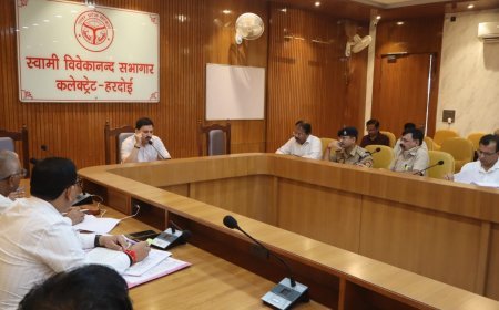 हरदोई: सड़क हादसों पर लगेगी लगाम, ई-रिक्शा संचालन और ब्लैक स्पॉट सुधार को लेकर सख्त निर्देश