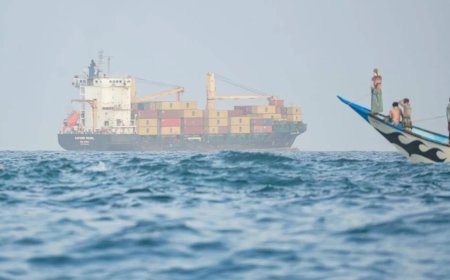 Somali Pirates Attack: अदन की खाड़ी में अपहृत ऑयल टैंकर पर डाकुओं का कहर, बंधक बनाए गए भारतीय नाविक समेत पांच की मौत