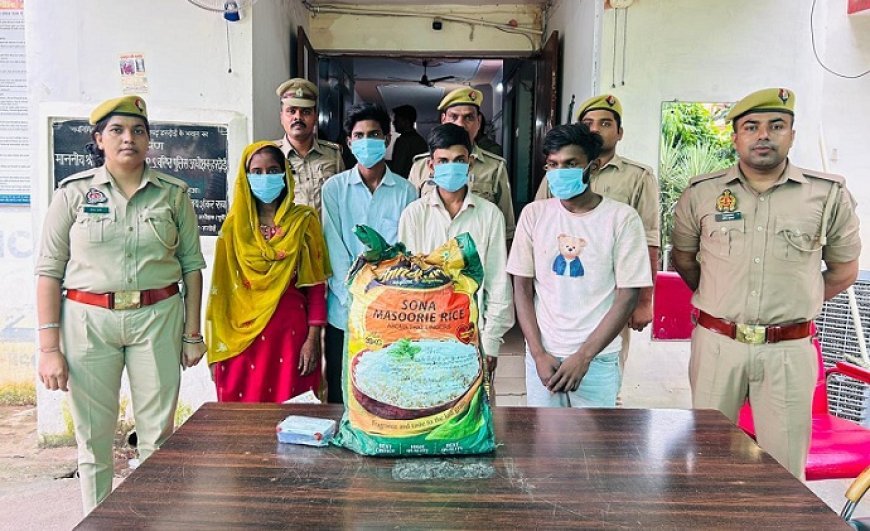 Hardoi Crime News: संडीला पुलिस ने चोरी के मामले में चार आरोपियों को किया गिरफ्तार, नकदी समेत किराना सामान बरामद
