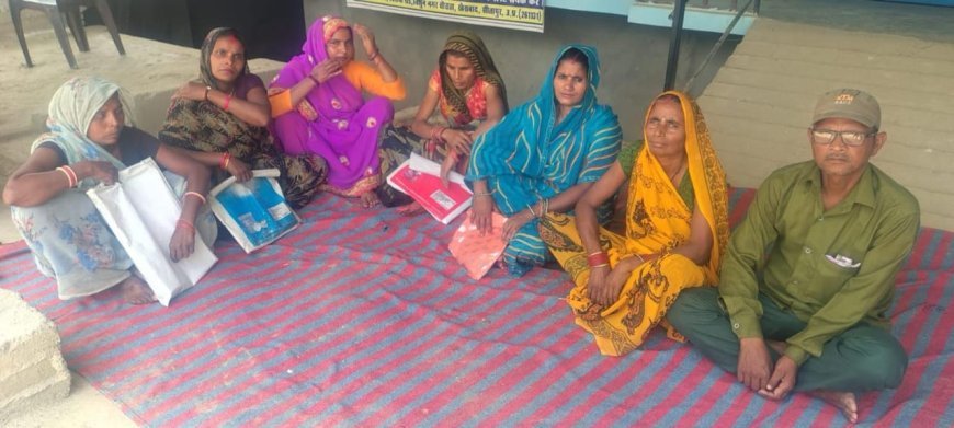 Sitapur News Today: दिव्यांगों की समस्याओं के समाधान को फाउंडेशन ने कसी कमर, आवास-शौचालय योजनाओं में मनमानी का आरोप