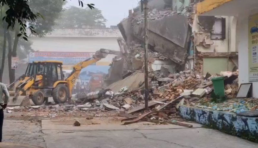 Bulldozer Action Saharanpur: कलेक्ट्रेट परिसर की मस्जिद पर चला प्रशासन का बुलडोजर, कोर्ट से अपील खारिज होने के बाद सरकारी जमीन खाली कराने की कार्रवाई