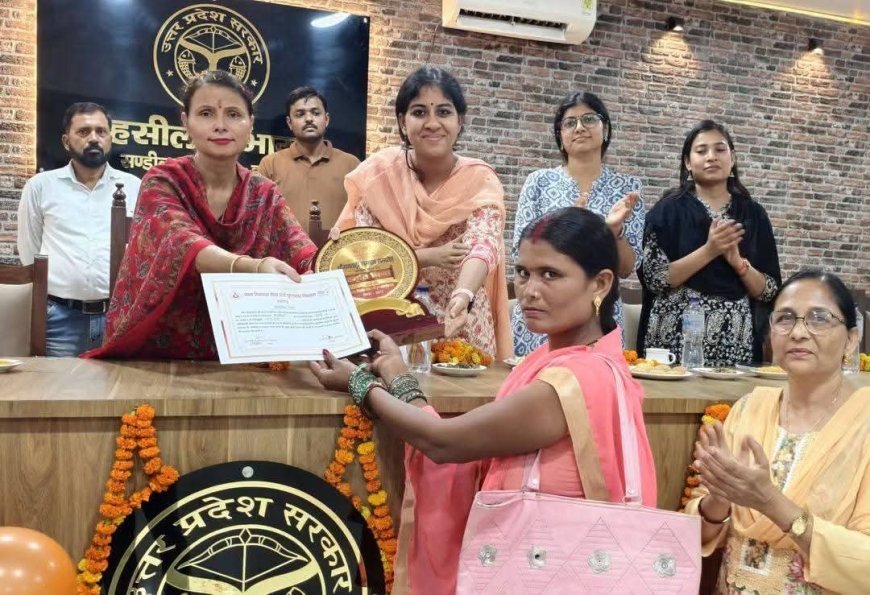 संडीला में राष्ट्रीय पोषण माह पर समारोह, नव-नियुक्त आंगनबाड़ी कार्यकत्रियों को बांटे गए नियुक्ति पत्र