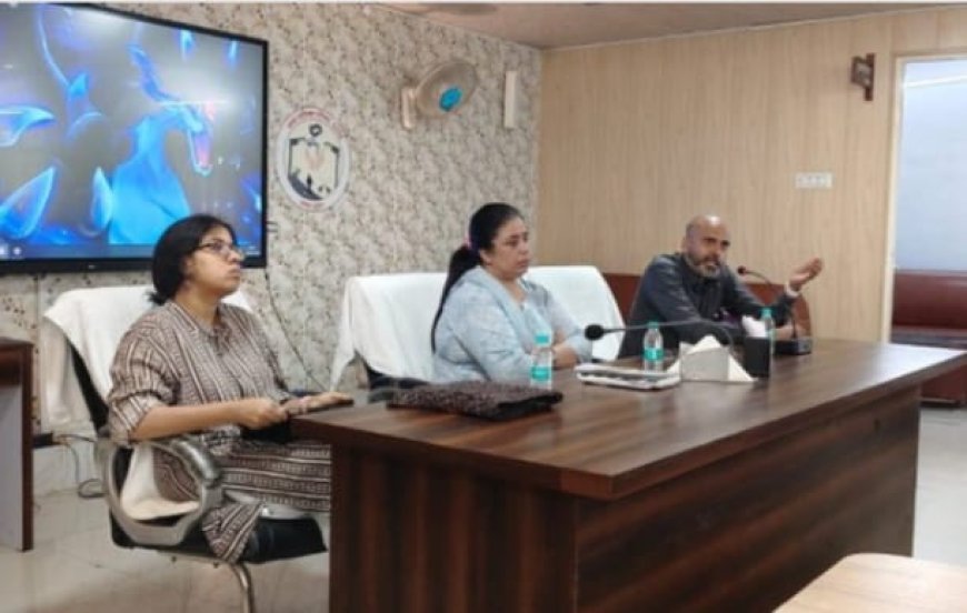 Hardoi News: हरदोई में जनगणना के द्वितीय चरण का प्रशिक्षण, गणनाकर्मियों को दी गई जरूरी जानकारी