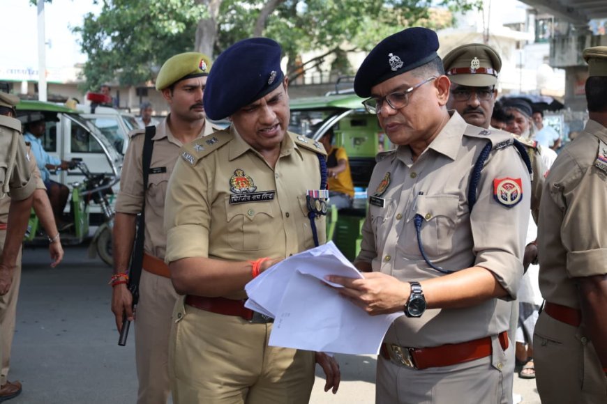 हाथरस में 600 ई-रिक्शा चालकों का सत्यापन शुरू, सुरक्षा के लिए जारी होगा डिजिटल क्यूआर कोड