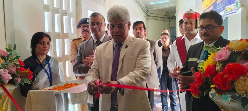 बलिया में राष्ट्रीय लोक अदालत का शुभारंभ, प्रशासनिक न्यायमूर्ति ने परखी व्यवस्थाएं, 17 दंपतियों में सुलह