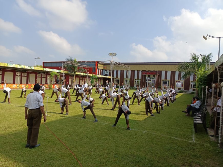 संभल में संघ के युवा एकत्रीकरण में योग और अनुशासन का प्रदर्शन, राष्ट्र निर्माण का आह्वान