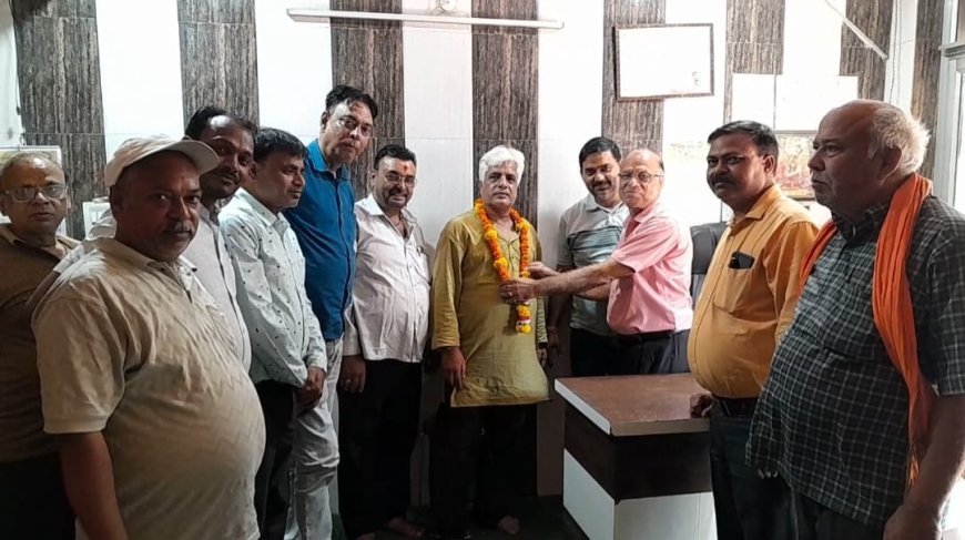 हाथरस में व्यापारी सम्मेलन के संयोजक सुरेश अग्रवाल का स्वागत, 12 जनपदों के प्रतिनिधि होंगे शामिल
