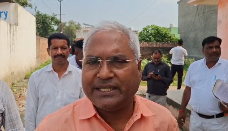 Sambhal News: सम्भल में 8 मीटर का रास्ता रिकॉर्ड में 4 मीटर! बहजोई में शिकायत पर प्रशासन की जांच, दूध प्लांट के गंदे पानी पर सवाल