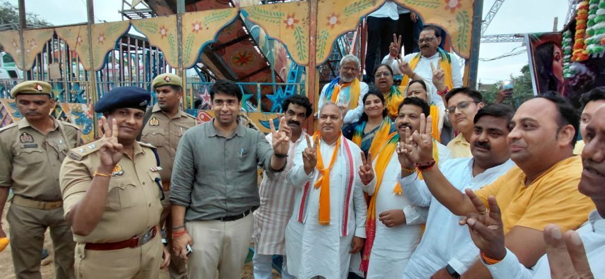 हाथरस के 115वें प्रांतीय दाऊजी लक्खी मेले का भव्य आगाज, प्रभारी मंत्री बेबी रानी मौर्य ने किया शुभारंभ