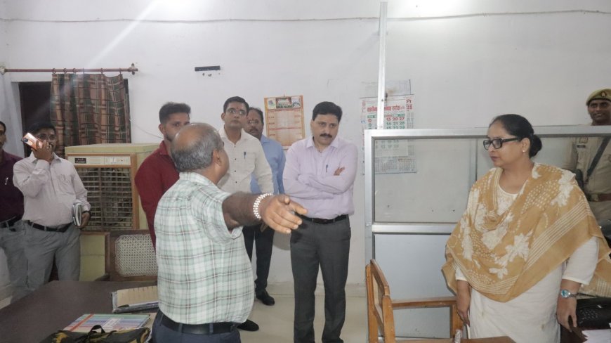 Hardoi News: नवागत जिलाधिकारी राहुल पाण्डेय ने कलेक्ट्रेट का किया निरीक्षण, लंबित पत्रावलियों के समयबद्ध निस्तारण के दिए निर्देश