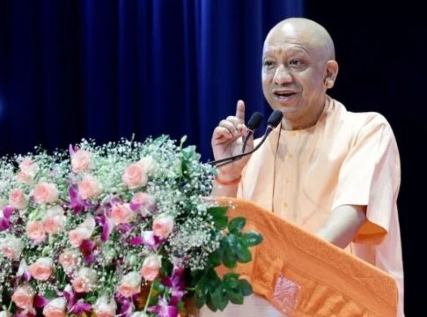 UP Mission Rozgar: 1375 ग्राम पंचायत अधिकारियों को नियुक्ति पत्र, सीएम योगी का सपा पर तीखा हमला- 'नए स्लोगन के साथ गिरगिट की तरह बदल रहे रंग'