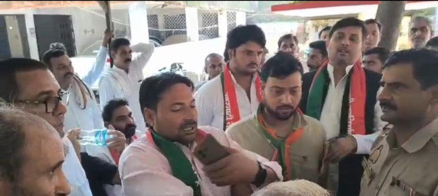 देवबंद में सम्मेलन की अनुमति रद्द होने पर भारी हंगामा: एसडीएम दफ्तर पर पुलिस और प्रदर्शनकारी आमने-सामने
