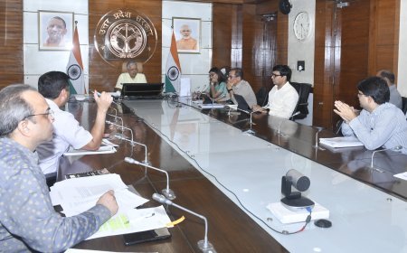 UP News: मुख्य सचिव की अध्यक्षता में प्रोजेक्ट मॉनीटरिंग ग्रुप की बैठक, एक्सप्रेस-वे परियोजनाओं में तेजी के निर्देश