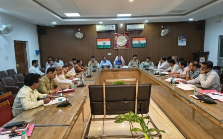 UP MLC Election: मेरठ खंड स्नातक-शिक्षक निर्वाचन 2026 की तैयारियों को लेकर सीडीओ ने की बैठक, 23 अक्टूबर को मतदान