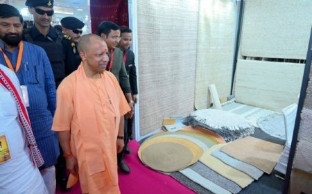 भदोही में 50वें इंडिया कारपेट एक्सपो का आगाज, सीएम योगी बोले- अब पलायन नहीं, अपनी माटी में हुनर दिखा रहे कारीगर