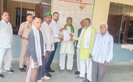 गेहूं और आलू के वाजिब दाम न मिलने पर सासनी में भाकियू का प्रदर्शन, एसडीएम को सौंपा ज्ञापन