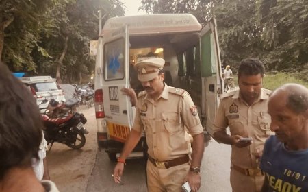 नैमिषारण्य में दो बाइकों की भीषण टक्कर: एक व्यक्ति की मौत, दूसरा गंभीर रूप से घायल; चालक फरार