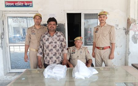 हाथरस में अवैध आतिशबाजी सामग्री पर बड़ा प्रहार, 33 टन पोटाश व गंधक के साथ दो गिरफ्तार