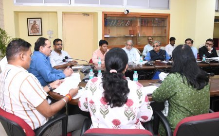 यूपी में छूटे और युवा वोटरों के लिए चलेगा विशेष अभियान, मुख्य निर्वाचन अधिकारी ने दलों से मांगा सहयोग