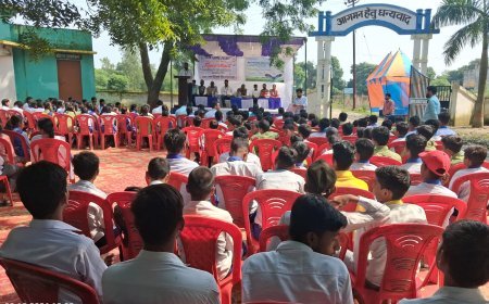 Hardoi News: साण्डी पक्षी विहार में वन्य प्राणी सप्ताह का समापन, चित्रकला प्रतियोगिता के विजेता हुए सम्मानित