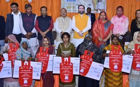 यूपी में उज्ज्वला लाभार्थियों को मिलेंगे दो मुफ्त एलपीजी सिलेंडर: कैबिनेट की मुहर, ₹2,142 करोड़ खर्च करेगी सरकार