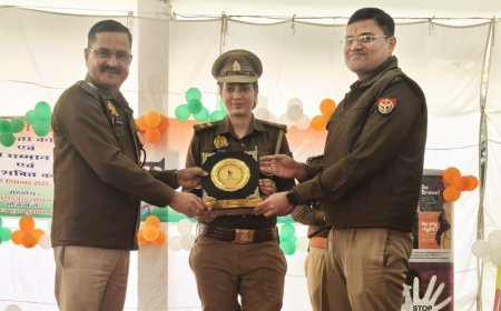 मुरादाबाद में मिशन शक्ति का असर, उप निरीक्षक समीक्षा ठाकुर बनीं युवतियों और महिलाओं का बड़ा संबल