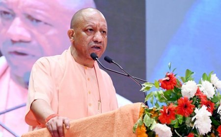 UPNews: सीएम योगी का सपा पर हमला: बोले- पहले किसान को ₹2, ₹4 और ₹15 मुआवजा मिलता था, अब सीधे खातों में पहुंच रहे हजारों रुपये