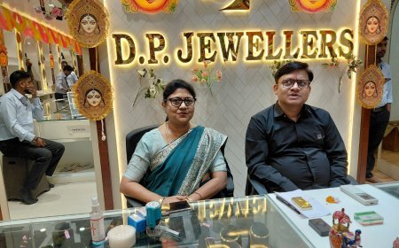 Ballia News: बलिया में डी.पी. ज्वेलर्स की दूसरी वर्षगांठ पर बंपर ऑफर, सोने-हीरे के आभूषणों पर 20% छूट