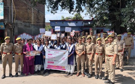 हरदोई के संडीला में मिशन शक्ति अभियान के तहत निकला मार्च, छात्राओं को दी सुरक्षा की जानकारी