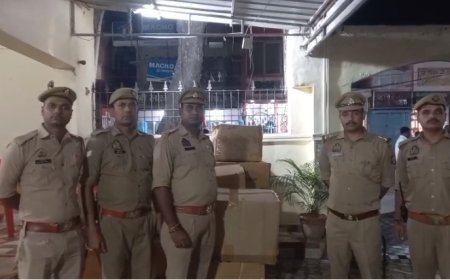 Ballia News: बलिया में कोतवाली पुलिस की बड़ी कार्रवाई, ट्रांसपोर्ट से 25 पेटी अवैध पटाखा बरामद, तीन हिरासत में